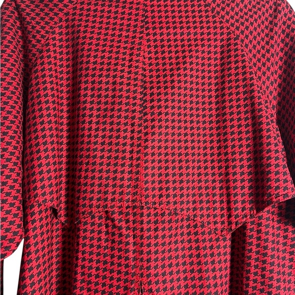 Aquascutum London Red Checkered Trench Coat - Picture 4 of 8